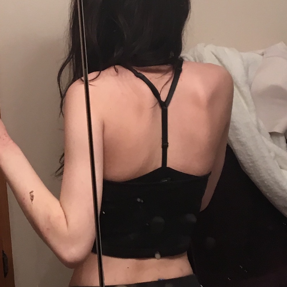Halter Top - Picture 3 of 3